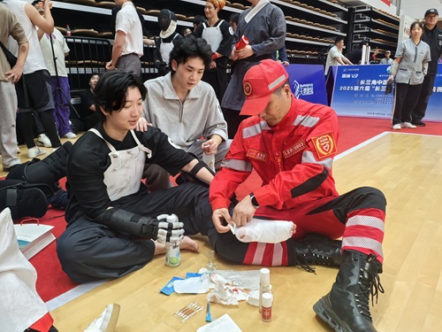 1760945074388061212.jpg 鍓戦亾4.jpg