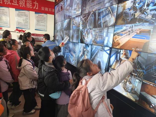 1764637648372063830.png 12.png