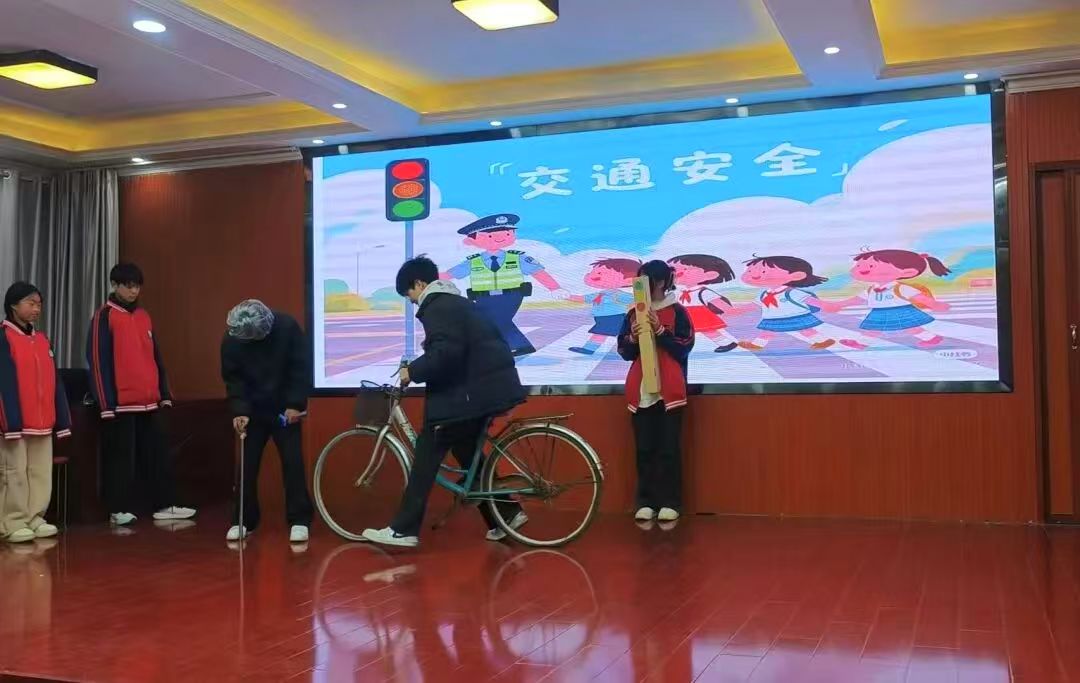 1767861584056044956.jpg fd052a8d467cc5853c84fc86aa9355d8.jpg