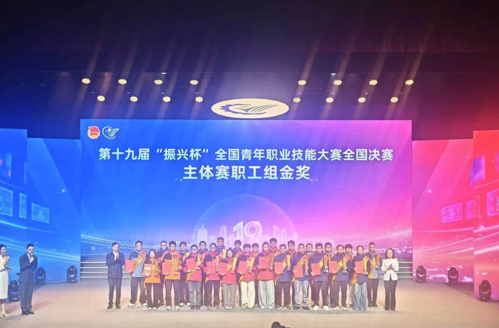 1793009787303047422.jpg 寰?俊鍥剧墖_20261026181655_64_166.jpg