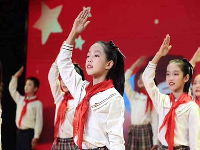 的根本任务,聚焦少年儿童政治启蒙主责主业,不断深化少先队改革攻坚